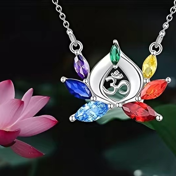 Lotus Rainbow Chakra necklace with OM - Picture 3 of 6